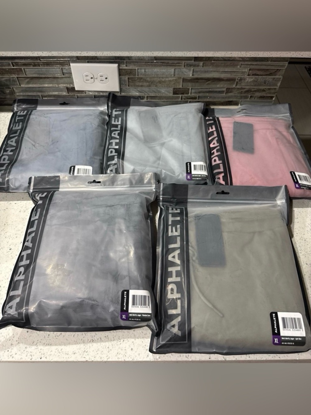 5 Brand new Men’s Identity Alphalete Joggers